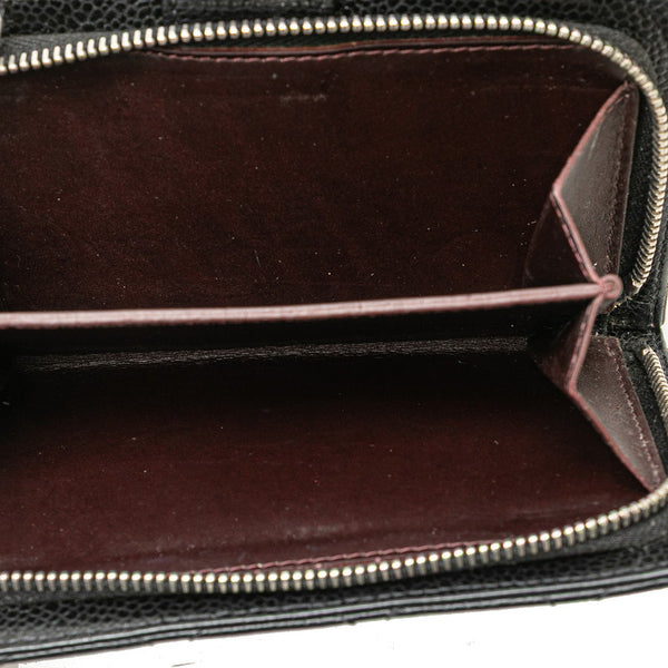 シャネル マトラッセ ココマーク シルバー金具 二つ折り財布 ブラック キャビアスキン レディース CHANEL 【中古】