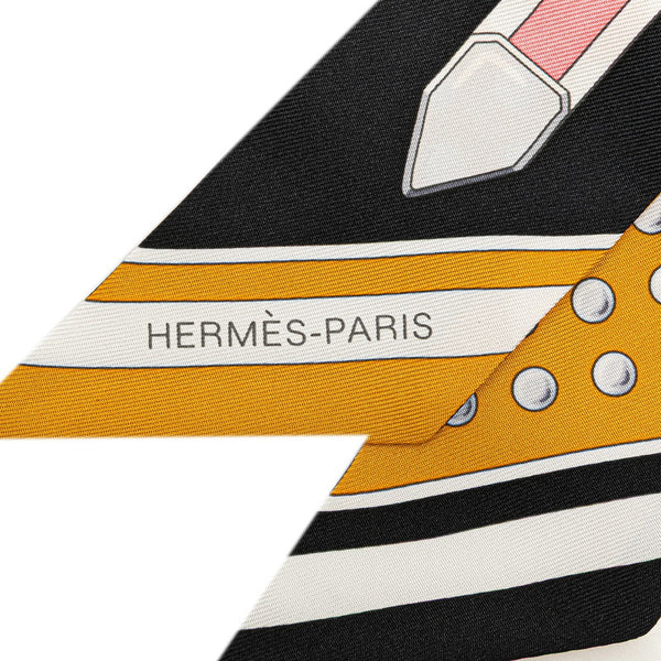 エルメス ツイリー Grand Tralala グラン トゥラララ スカーフ ブラック マルチカラー シルク レディース HERMES 【中古】