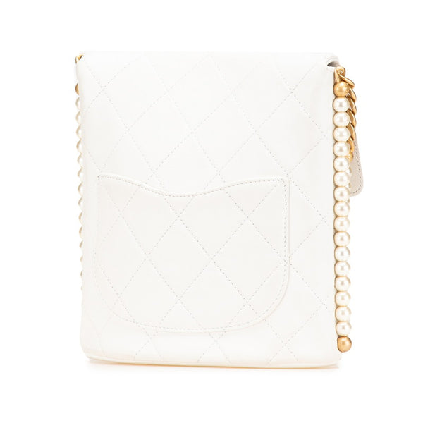 シャネル マトラッセ ココマーク チェーン ショルダーバッグ ホワイト レザー フェイクパール レディース CHANEL 【中古】