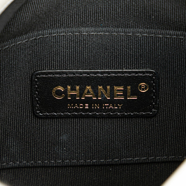 シャネル マトラッセ ココマーク チェーン ショルダーバッグ ホワイト レザー フェイクパール レディース CHANEL 【中古】