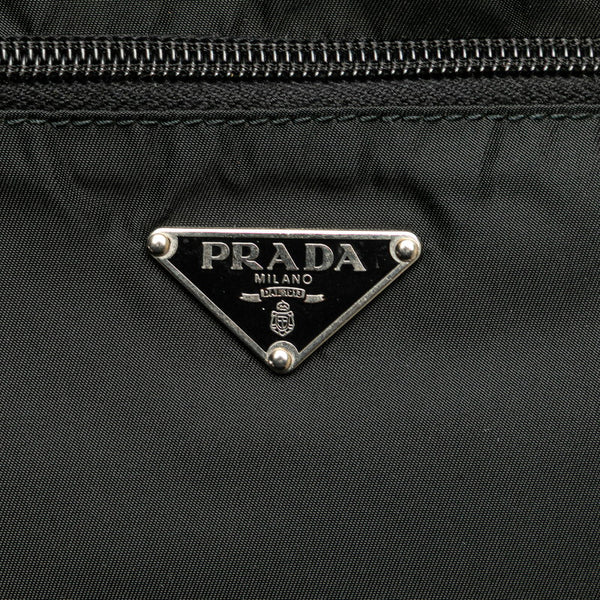 プラダ 三角ロゴプレート 斜め掛け ショルダーバッグ ブラック ナイロン レザー レディース PRADA 【中古】