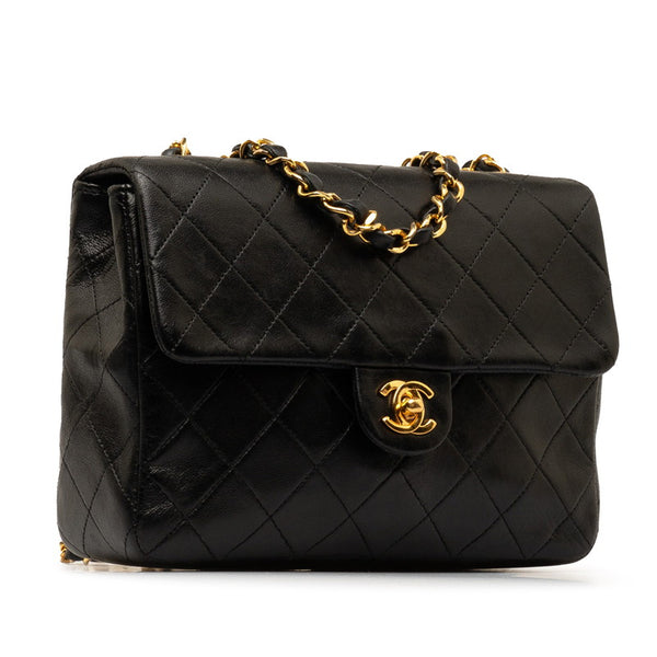 シャネル ミニマトラッセ ココマーク 斜め掛け チェーン ショルダーバッグ ブラック ラムスキン レディース CHANEL 【中古】