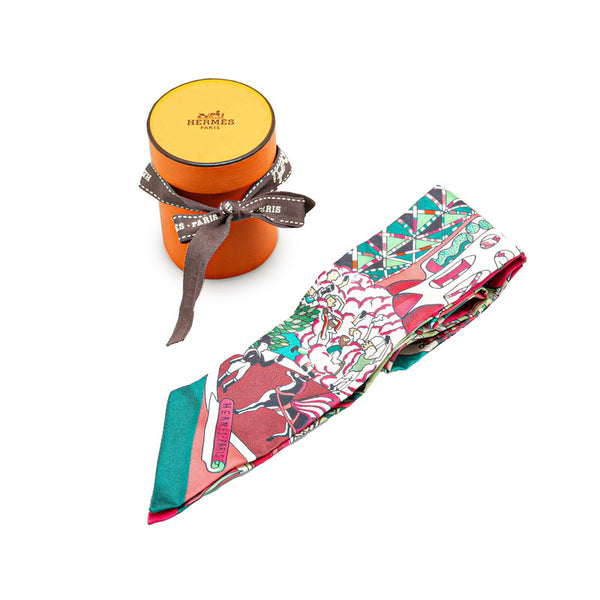 エルメス ツイリー EXPOSITION UNIVERSELLE ブランドオフ スカーフ ピンク グリーン マルチカラー シルク レディース HERMES 【中古】