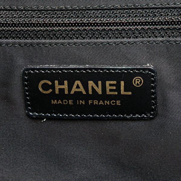 シャネル ニュートラベルラインMM ココマーク トートバッグ ショルダーバッグ ブラック ナイロン レザー レディース CHANEL 【中古】