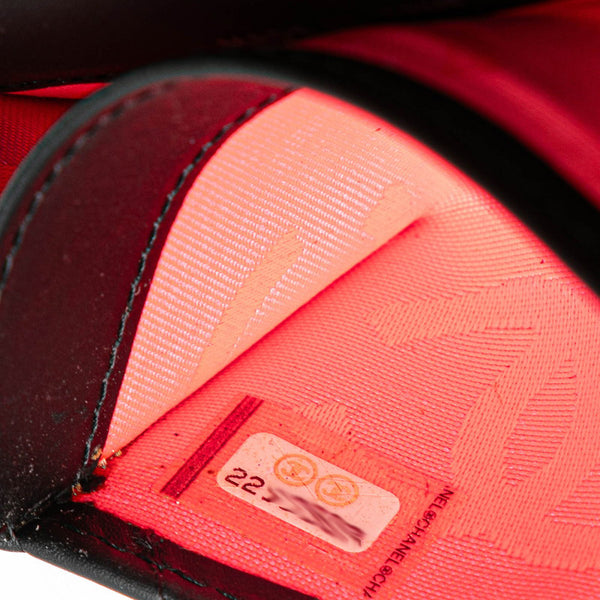 シャネル カンボンライン ココマーク カードケース 名刺入れ ブラック ラムスキン エナメル レディース CHANEL 【中古】