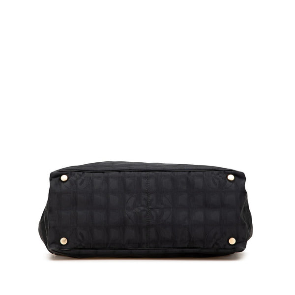 シャネル ニュートラベルライン トートMM トートバッグ ブラック ナイロン レザー レディース CHANEL 【中古】
