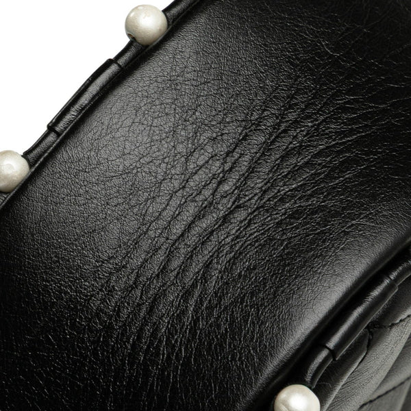 シャネル マトラッセ ココマーク ラウンド ミニ チェーン ショルダーバッグ  ブラック フェイクパール ラムスキン レディース CHANEL 【中古】