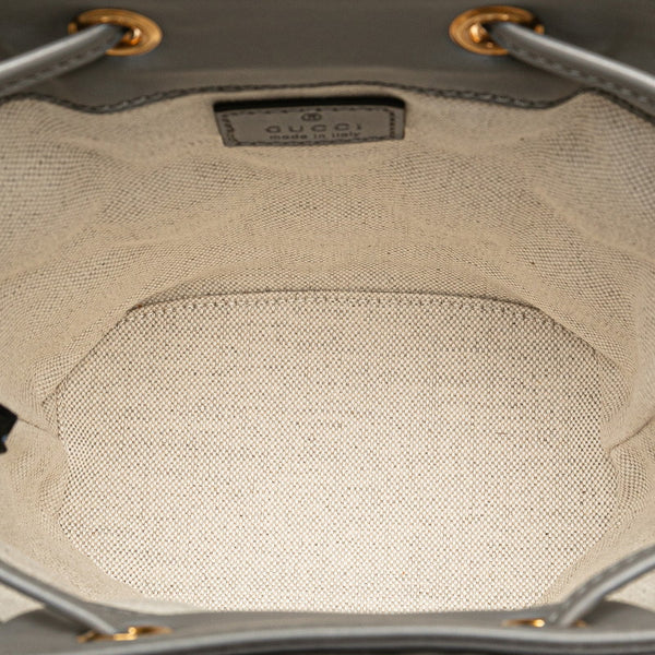 グッチ GGマトラッセ バケットバッグ ショルダーバッグ 728231 グレー レザー レディース GUCCI 【中古】