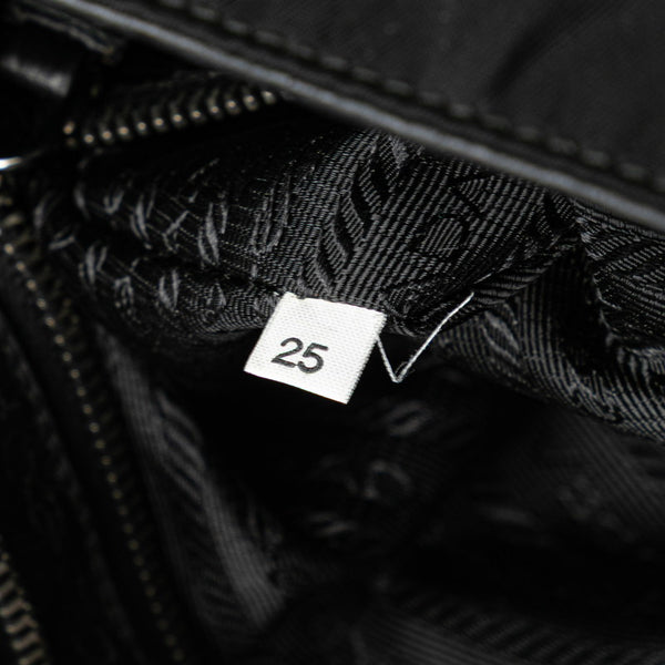 プラダ スタッズ 斜め掛け ショルダーバッグ ブラック ナイロン レザー レディース PRADA 【中古】