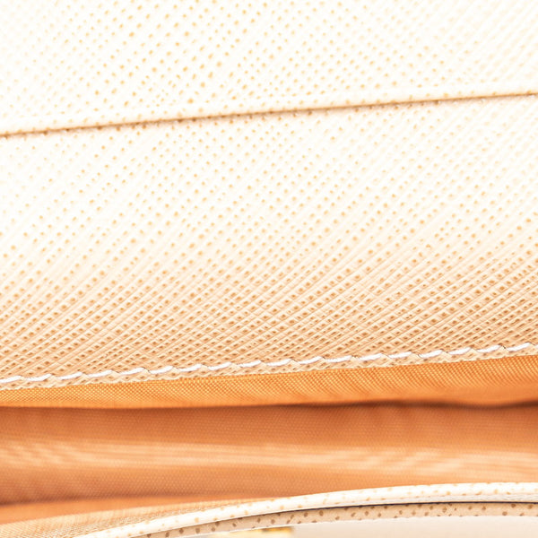 サルヴァトーレフェラガモ ガンチーニ カードケース 名刺入れ ピンクベージュ レザー レディース Salvatore Ferragamo 【中古】