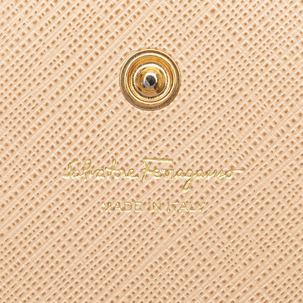 サルヴァトーレフェラガモ ガンチーニ カードケース 名刺入れ ピンクベージュ レザー レディース Salvatore Ferragamo 【中古】