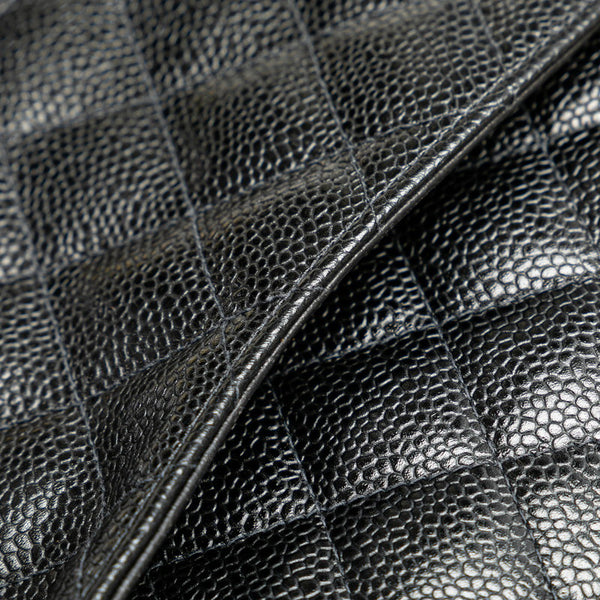 シャネル ココマーク マトラッセ25 チェーン ショルダーバッグ  ブラック キャビアスキン レディース CHANEL 【中古】