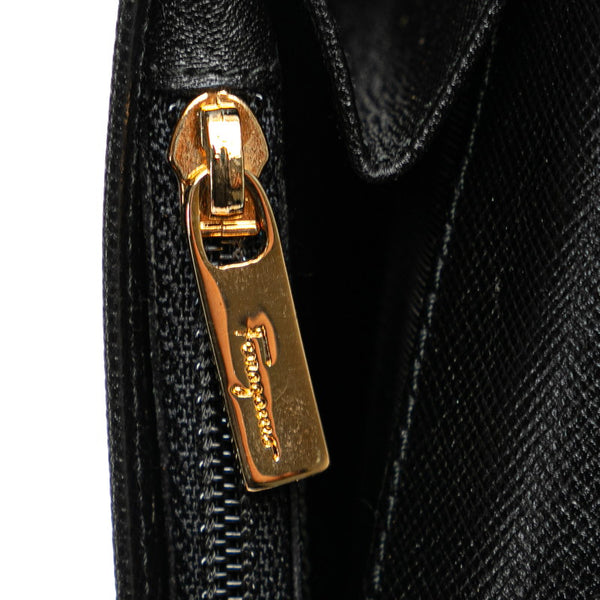 サルヴァトーレフェラガモ ガンチーニ 長財布 ブラック レザー レディース Salvatore Ferragamo 【中古】
