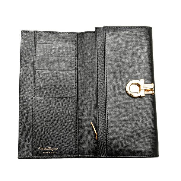 サルヴァトーレフェラガモ ガンチーニ 長財布 ブラック レザー レディース Salvatore Ferragamo 【中古】