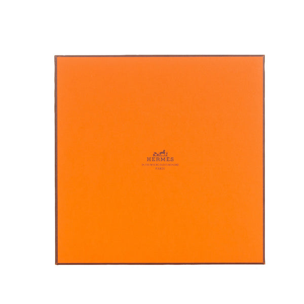 エルメス カレ90 L'ARMEE IMPERIALE RUSSE 【ロシア軍事博物館】 オフホワイト シルク スカーフ レディース HERMES 【中古】