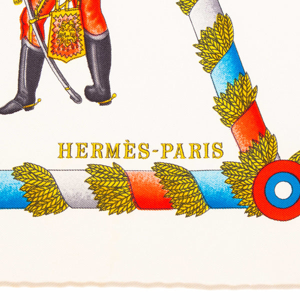 エルメス カレ90 L'ARMEE IMPERIALE RUSSE 【ロシア軍事博物館】 オフホワイト シルク スカーフ レディース HERMES 【中古】