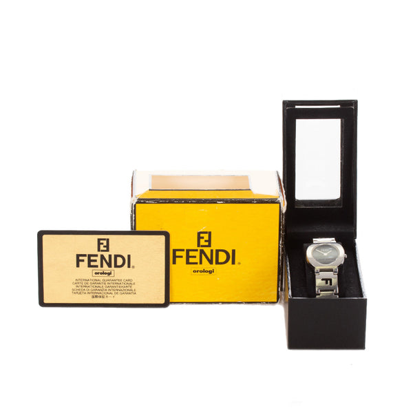 フェンディ オロロジ 3050L シルバー ステンレススチール 腕時計 レディース FENDI クオーツ ブラック文字盤 【中古】