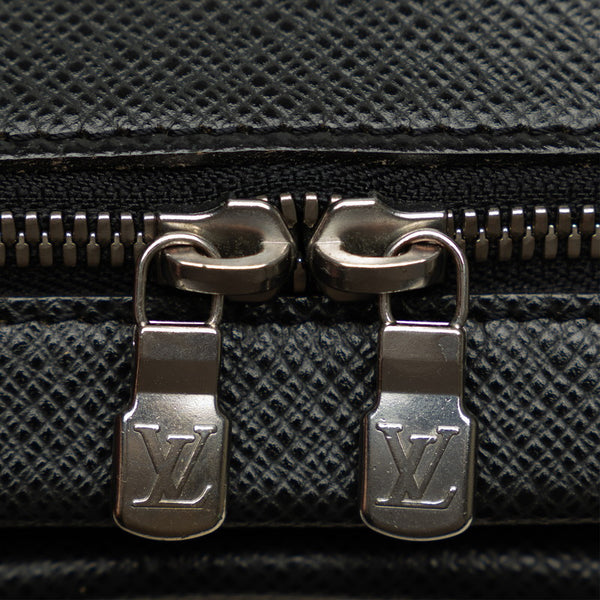 ルイ ヴィトン タイガ サヤン 斜め掛け ショルダーバッグ M30902 ノワール ブラック レザー ナイロン レディース LOUIS VUITTON 【中古】
