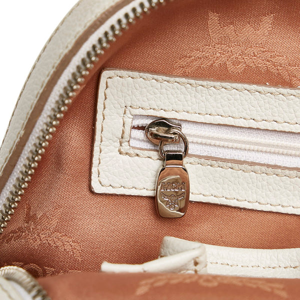 エム シー エム スタッズ ハンドバッグ ホワイト レザー レディース MCM 【中古】