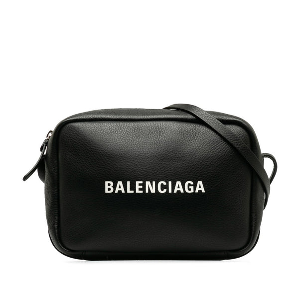 バレンシアガ ロゴ エブリデイ カメラバッグ 斜め掛け ショルダーバッグ 489812 ブラック レザー レディース BALENCIAGA 【中古】