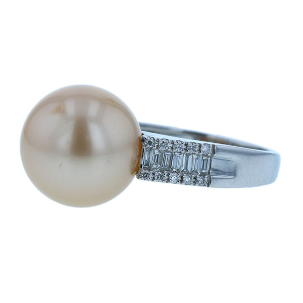 Pt900 プラチナ 白蝶パール12.7mm ダイヤ0.30ct リング 指輪 レディース 12号 【中古】