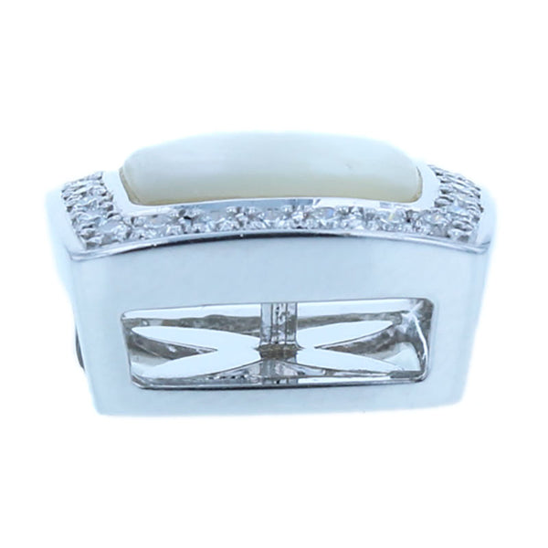 タサキ K18WG ホワイトゴールド シェル ダイヤ0.20ct ペンダントトップ レディース TASAKI 【中古】
