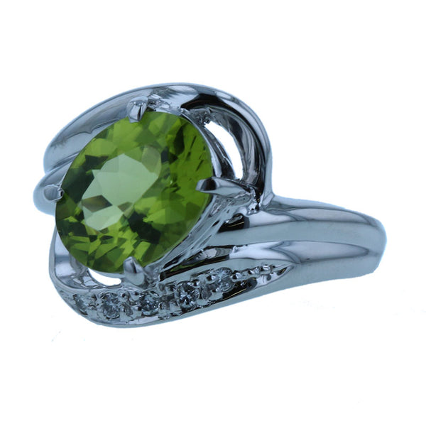 Pt900 プラチナ ペリドット2.36ct ダイヤ0.05ct リング 指輪 レディース 13号 【中古】