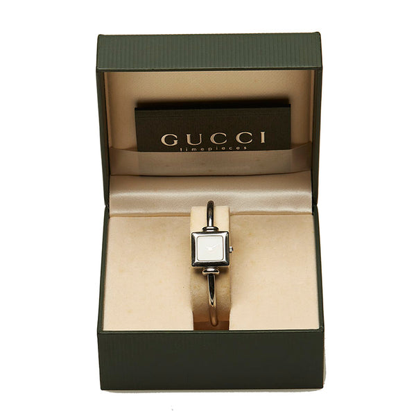 グッチ 1900L シルバー ステンレススチール 腕時計 レディース GUCCI クオーツ ブラック文字盤 【中古】