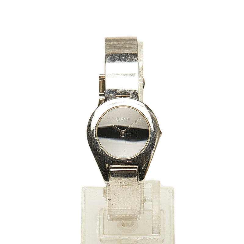 グッチ 腕時計 6700L クオーツ ブラック文字盤 ステンレススチール レディース GUCCI 【中古】