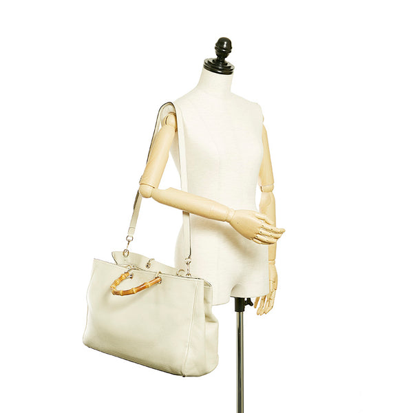 グッチ バンブー  ショッパー ホワイト レザー トートバッグ ショルダーバッグ 2WAY レディース GUCCI 【中古】