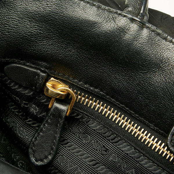 プラダ タッセル ブラック ナイロン レザー ハンドバッグ レディース PRADA 【中古】