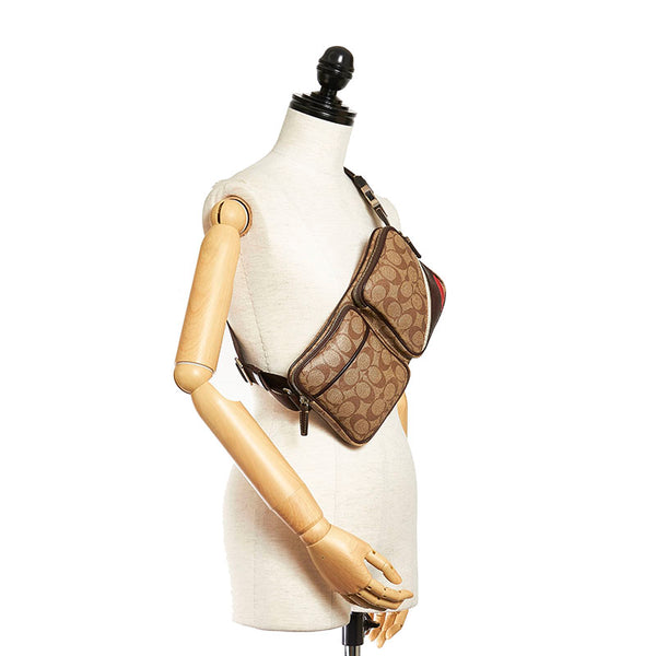 コーチ シグネチャー ウエストバッグ ベージュ PVC レディース COACH 【中古】