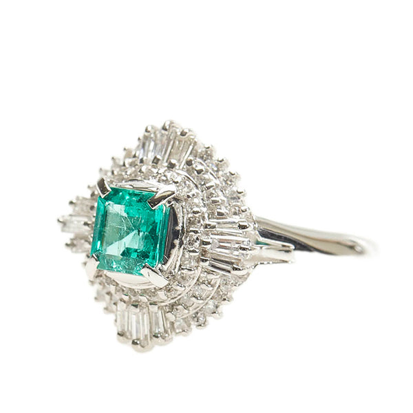Pt900 プラチナ エメラルド0.60ct ダイヤ0.65ct リング 指輪 レディース 11号 【中古】