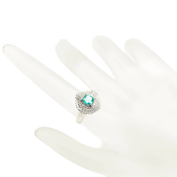 Pt900 プラチナ エメラルド0.60ct ダイヤ0.65ct リング 指輪 レディース 11号 【中古】