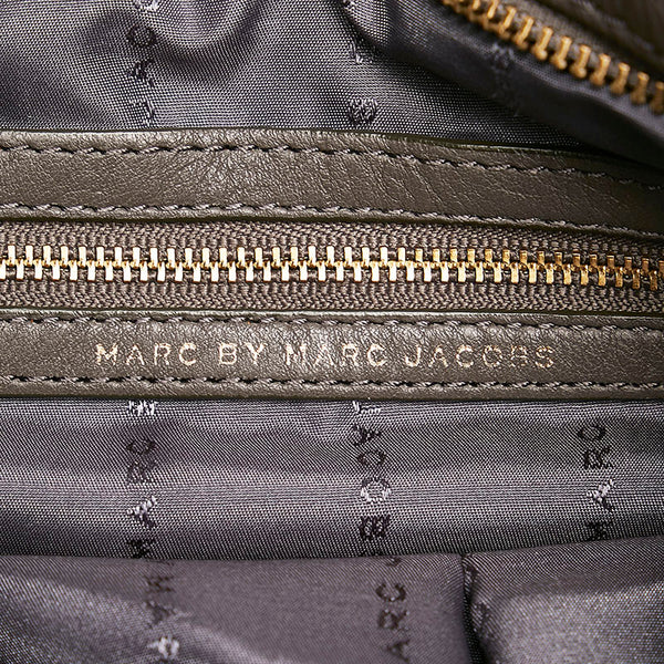 マークバイマークジェイコブス 斜め掛け ショルダーバッグ グレー レザー レディース MARC BY MARC JACOBS 【中古】
