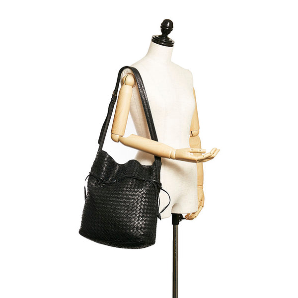 ボッテガヴェネタ イントレチャート ショルダーバッグ ブラック レザー レディース BOTTEGAVENETA 【中古】
