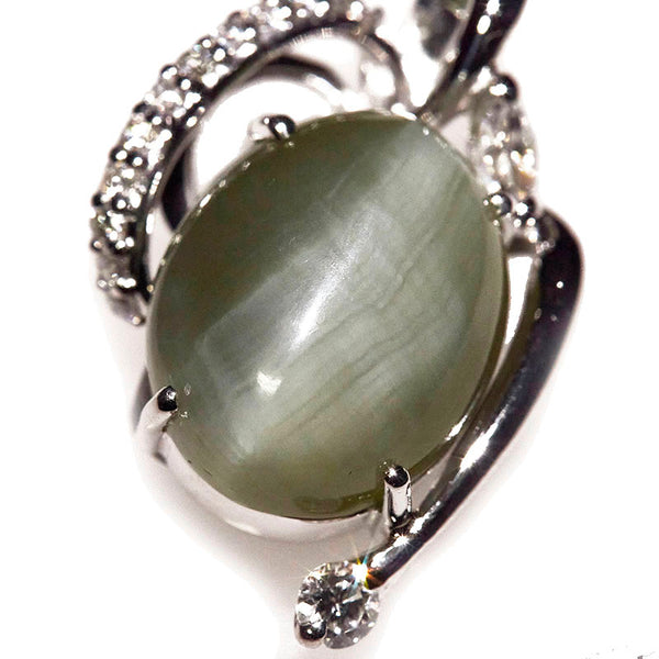 Pt900 プラチナ ネフライトキャッツアイ ダイヤ0.45ct ペンダントトップ レディース 【中古】