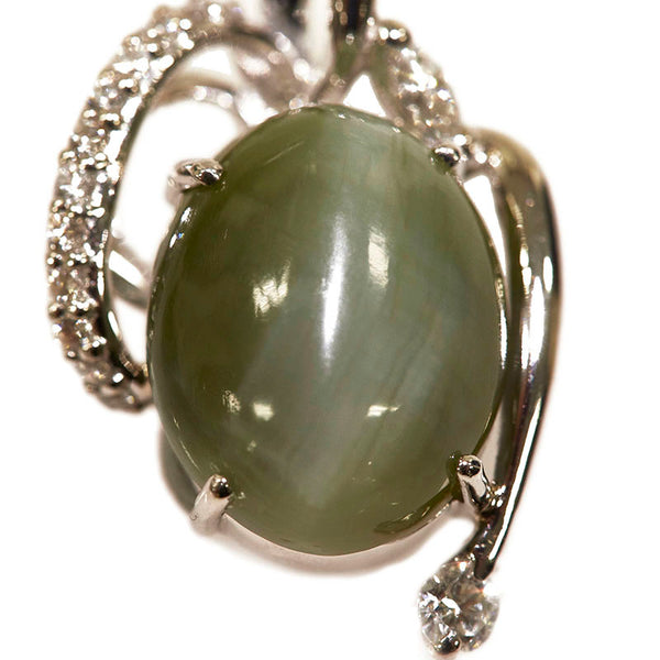 Pt900 プラチナ ネフライトキャッツアイ ダイヤ0.45ct ペンダントトップ レディース 【中古】