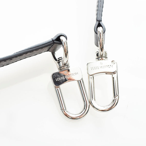 ルイ ヴィトン タイガ ショルダーストラップ ブラック レザー レディース LOUIS VUITTON 【中古】