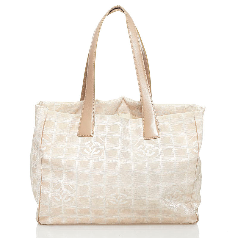 シャネル ニュートラベル トートバッグ ハンドバッグ ベージュ ナイロン レザー レディース CHANEL 【中古】