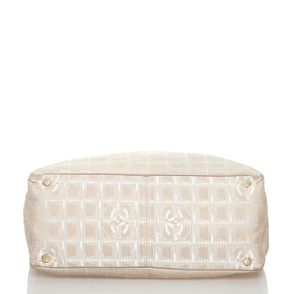 シャネル ニュートラベル トートバッグ ハンドバッグ ベージュ ナイロン レザー レディース CHANEL 【中古】