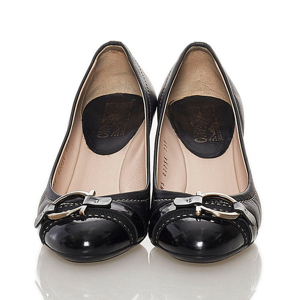 サルヴァトーレフェラガモ ガンチーニ パンプス ブラック レザー レディース Salvatore Ferragamo 【中古】