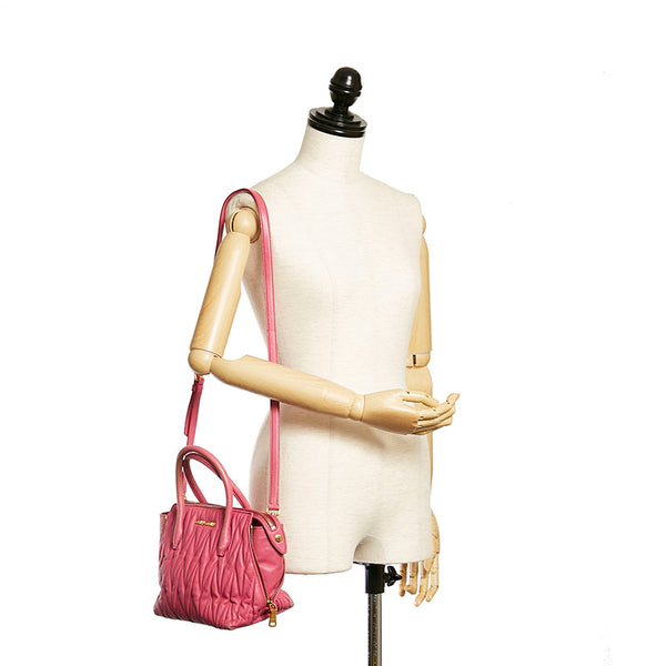 ミュウミュウ マテラッセ ハンドバッグ ショルダーバッグ 2WAY 5BA003 ピンク FUXIA 羊革 レディース MIUMIU 【中古】