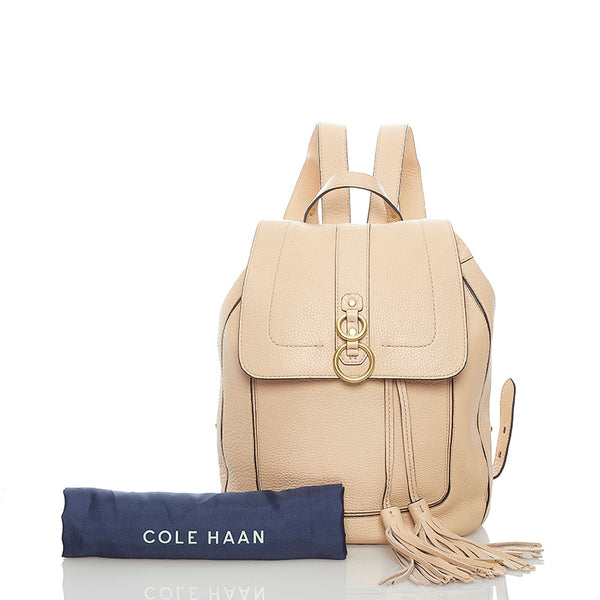 コールハーン タッセル リュック バックパック ベージュ レザー レディース COLE HAAN 【中古】