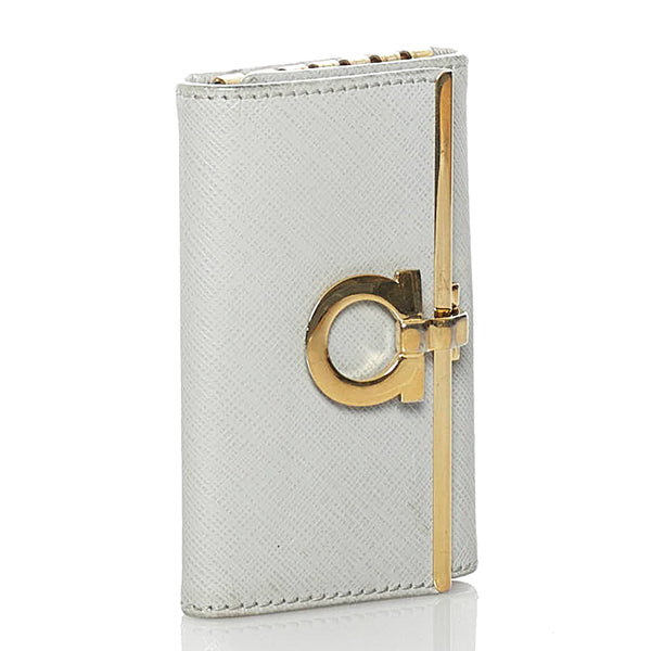 サルヴァトーレフェラガモ ガンチーニ 6連 キーケース グレー レザー レディース Salvatore Ferragamo 【中古】