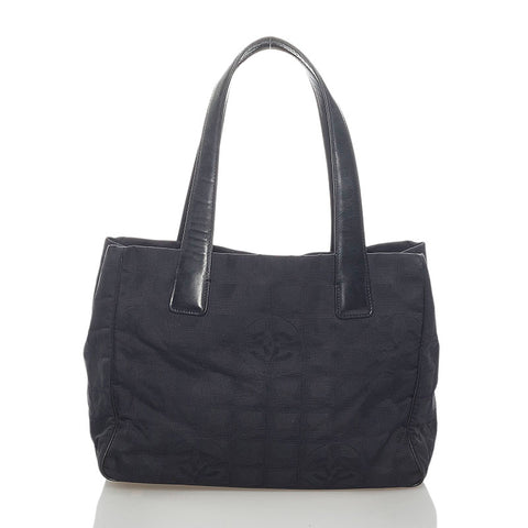 シャネル ニュートラベルライン トートバッグ ブラック ナイロン レザー レディース CHANEL 【中古】