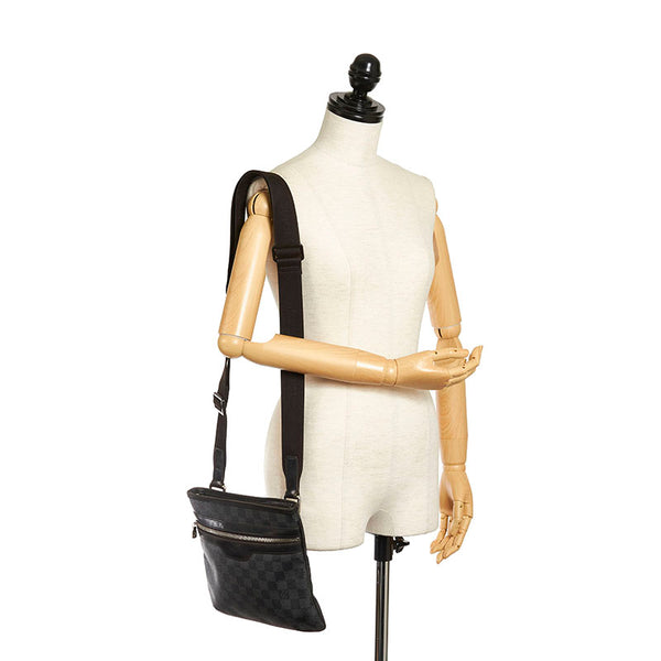 ルイ ヴィトン ダミエ グラフィット トマス 斜め掛け ショルダーバッグ N58028 ブラック グレー PVC レザー メンズ LOUIS VUITTON 【中古】