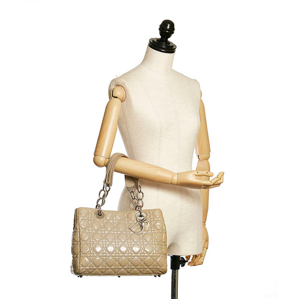 ディオール カナージュ レディディオール ソフト ハンドバッグ ベージュ エナメル レディース Dior 【中古】