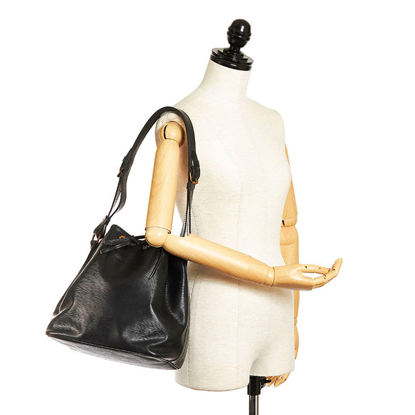 ルイ ヴィトン エピ プチ ノエ ワンショルダーバッグ M59012 ノワール ブラック レザー レディース LOUIS VUITTON 【中古】