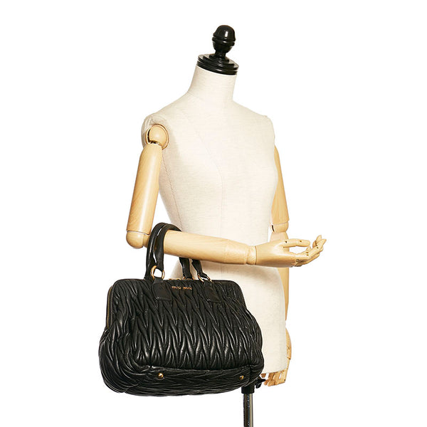 ミュウミュウ マテラッセ ハンドバッグ ブラック レザー レディース MIUMIU 【中古】